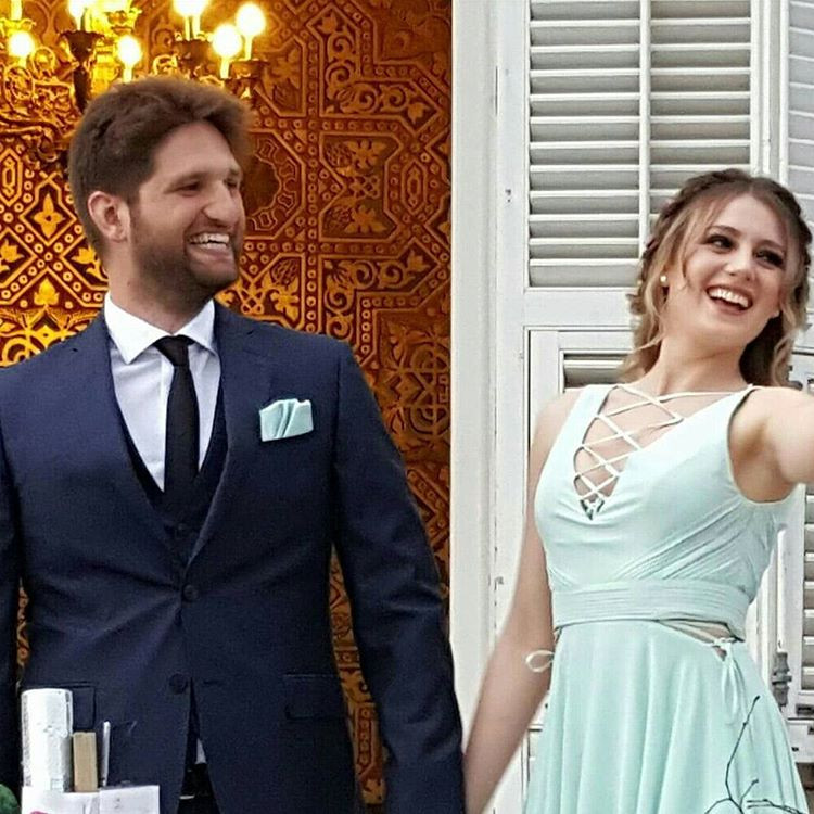 Gizem Karaca ve Kemal Ekmekçi Nişanlandı - Resim: 2