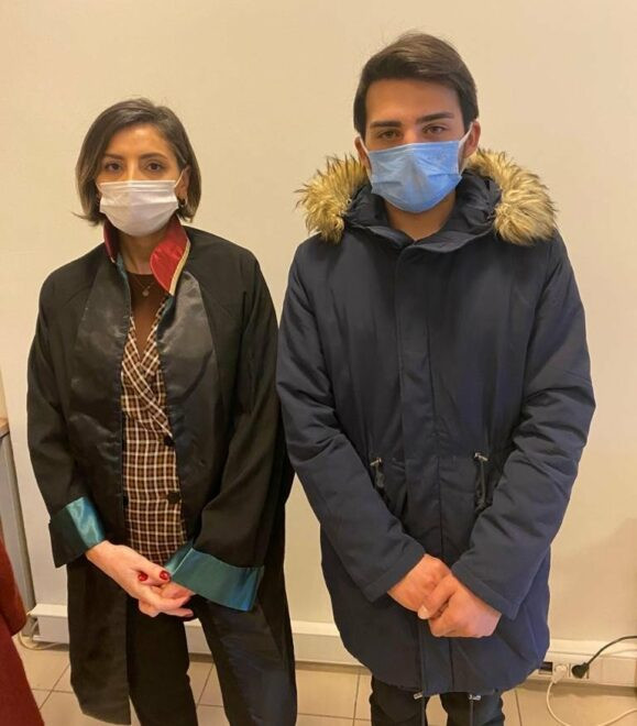 Masumiyet'in Bahar'ı Deniz Çakır Kostüm Asistanına Hakaret mi Etti? - Resim: 1