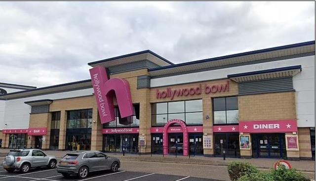 Kıza AVM'de Tecavüz Edip, Annesini Davadan Vazgeçirmeye Çalıştılar - Resim: 1