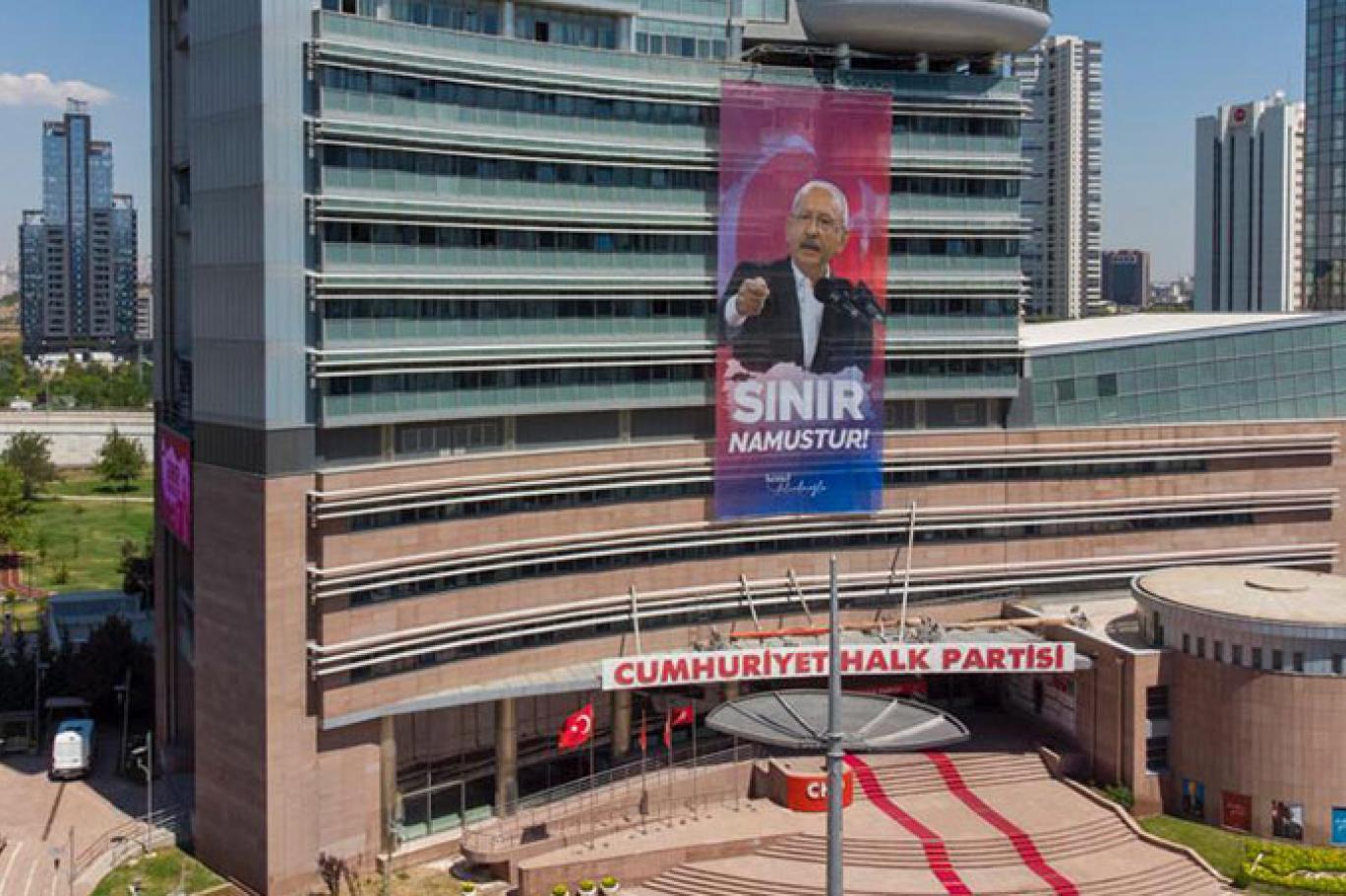 Erdoğan'ın Katıldığı Toplantıda Hudut Pankartı Dikkat Çekti! - Resim: 1