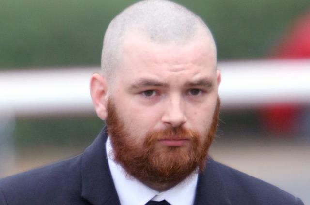 22 Yaşındaki Genç Kadına Tecavüzü Kahkaha Atarak İzlediler - Resim: 1