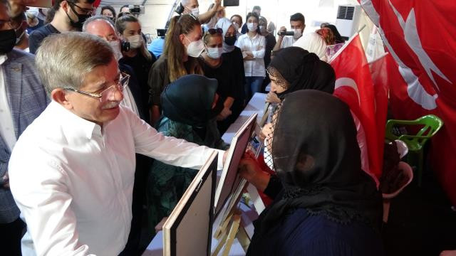 Davutoğlu HDP'ye Destek Vermeyin Sözlerine Sinirlendi Olanlar Oldu - Resim: 1