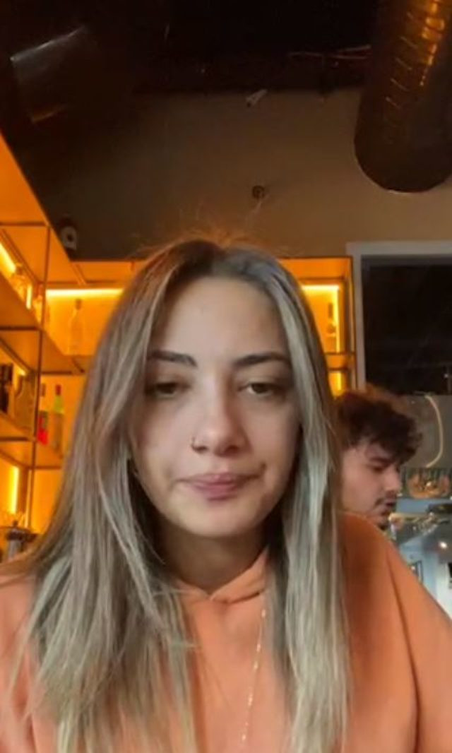 Mehmet Yalçınkaya'nın Kızı Sude Yalçınkaya Canlı Yayında Küfür Etti! - Resim: 1