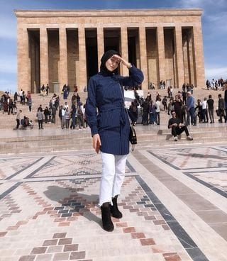 Bakanlık O Kitabı da Muzır İlan Etti: Çürük Vişne III Viran Emine Tavuz Kimdir? - Resim: 2