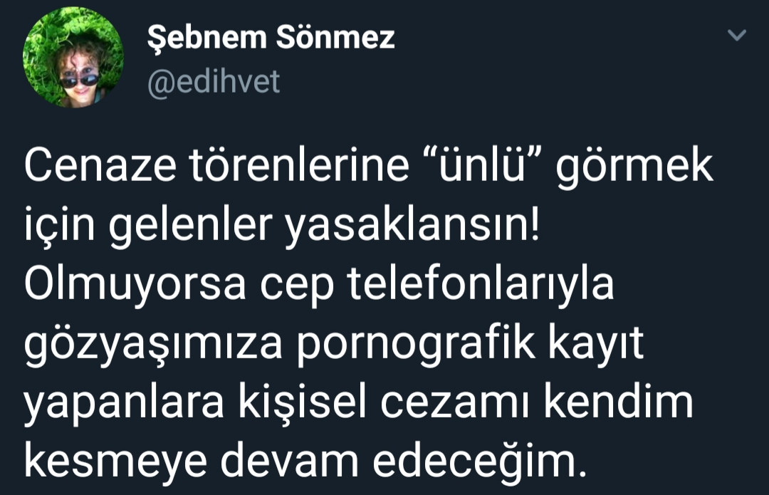 Şebnem Sönmez'den Ayşen Gruda'nın cenazesinde selfie çekenlere ağır sözler - Resim: 1