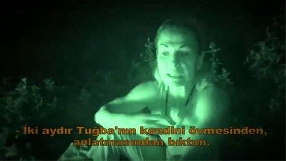 Survivor'da Tuğba Özay, Nagihan Karadere'yi dedikodusunu yaparken bastı - Resim: 1
