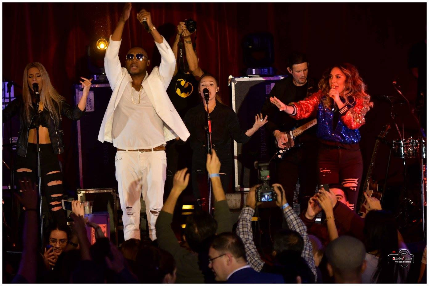 Ziynet Sali ilk İngillizce şarkısı Magic ile Berlin'lileri büyüledi - Resim: 1