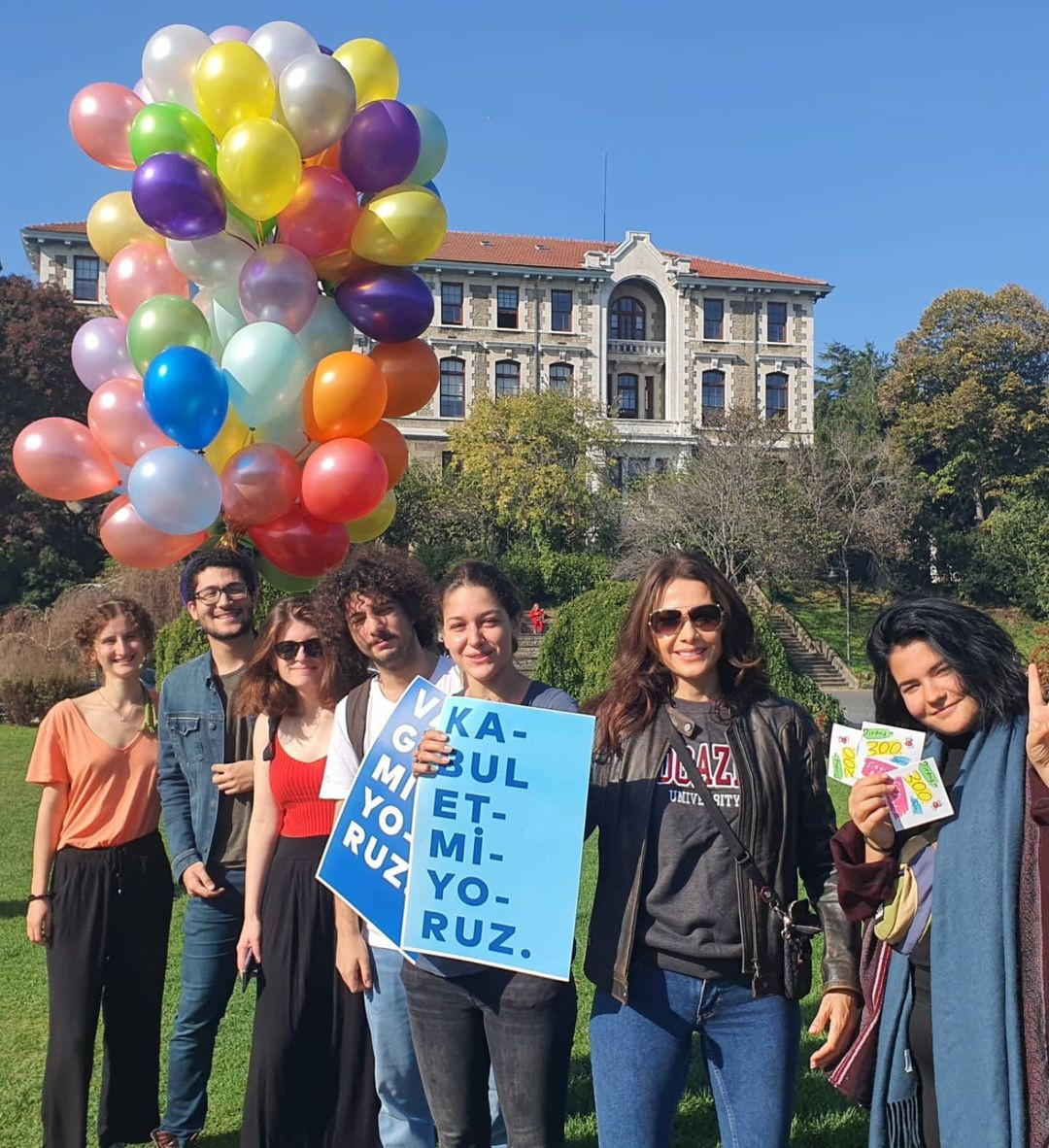 Jülide Ateş'ten Boğaziçi Öğrencilerine Destek - Resim: 1