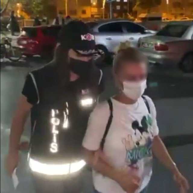 FETÖ Örgüt Üyeliğinden Aranıyordu! Covid-19 Aşısı Yaptırırken Yakalandı - Resim: 2