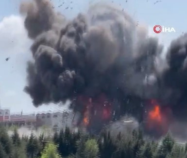 Boya Fabrikasında Patlama: 3 İşçi Hayatını Kaybetti - Resim: 1