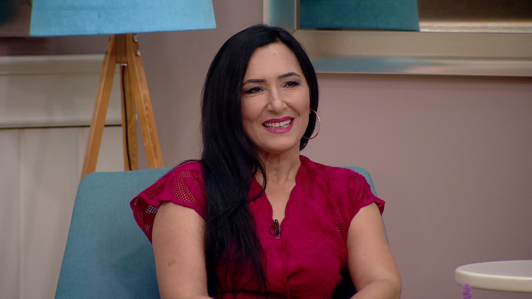 Kısmetse olur'da Melis ve Erdem’in annesi Feride Hanım karşı karşıya. - Resim: 1