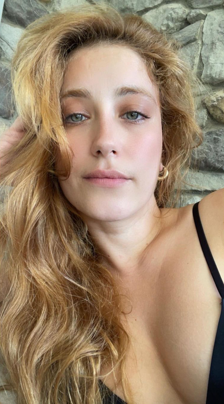 Hazal Kaya'nın Hayran Bırakan Yeni İmajı - Resim: 1