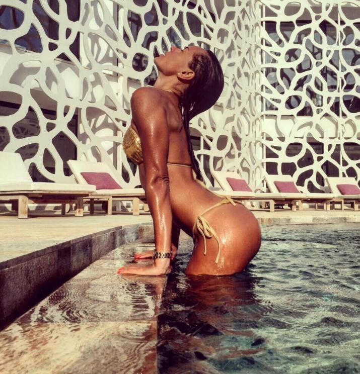 Rus sporcu Yelizaveta Korotkova bu pozlarıyla Instagramı salladı! - Resim: 2