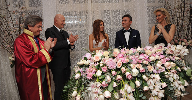 Gezegen Mehmet, Didem Özfiliz ile evlendi - Resim: 1