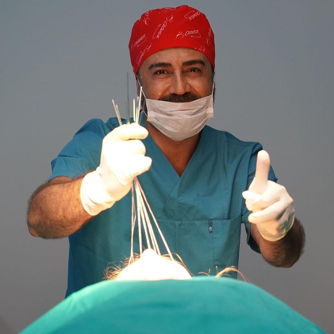 Seda Sayan'ın yaptırdığı Fransız Askısı'nın mucidi Türk doktor çıktı - Resim: 1