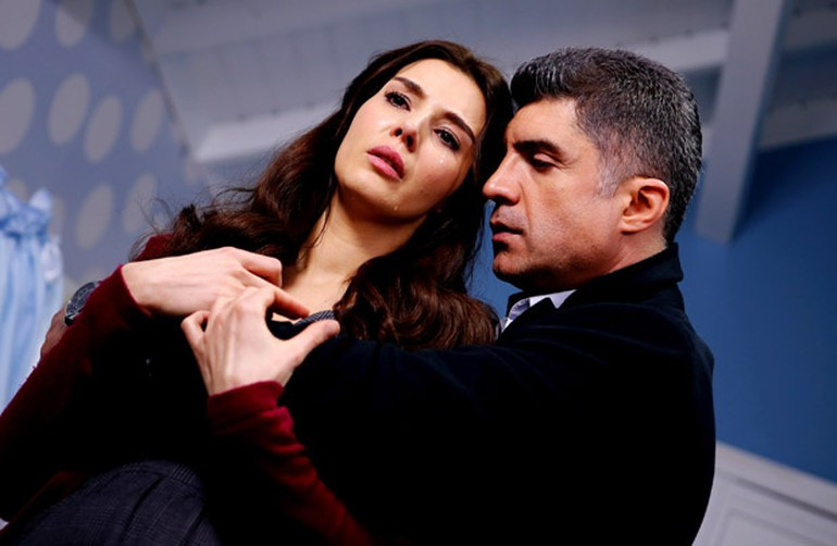 Engin Akyürek ve Hatice Şendil aynı dizide! - Resim: 1