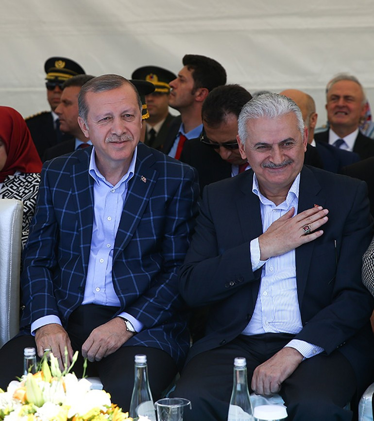 Cumhurbaşkanı Erdoğan Diyarbakır'da konuşuyor - Resim: 1