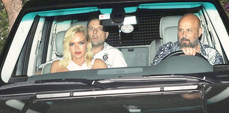 Gökhan Çarmıklı yeni sevgilisiyle görüntülendi - Resim: 2