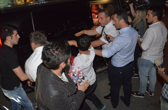 Bülent Ersoy'un olaylı iftarı - Resim: 3