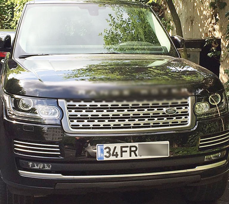 Burak Özçivit'e milyonluk plaka - Resim: 2