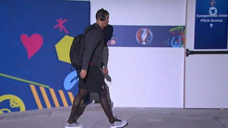 Cristiano Ronaldo'nun transparan çorapları olay oldu - Resim: 2