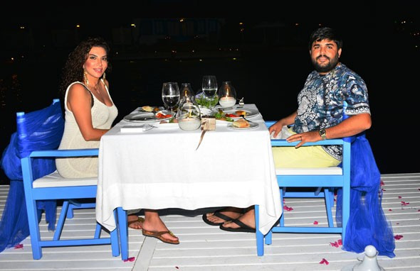 Ebru Yaşar ile Necat Gülseven evlilik yıldönümlerini kutladı - Resim: 1