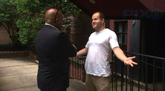 Kedisine baksın diye tuttu, evinde cinsel ilişkiye girerken yakaladı! - Resim: 2