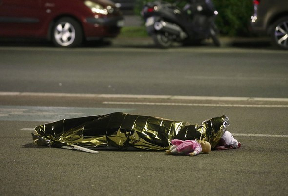 Son Dakika Haberi: Fransa'da ulusal kutlamaya IŞİD saldırısı: 84 ölü - Resim: 4