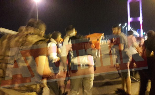 Emniyet Müdürü Mehmet Çalışkan mermilerin üzerine yürüdü! - Resim: 1