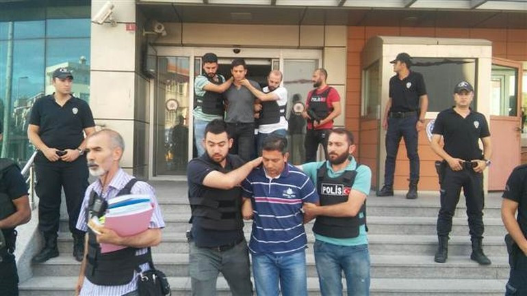 Esenler'de tankla 5 kişiyi ezerek öldüren 3 asker tutuklandı! - Resim: 2