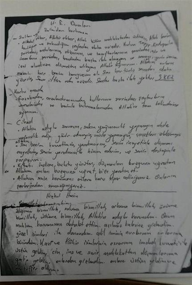 Cumhurbaşkanı'na suikaste giden yüzbaşının üzerinden şifreli dualar çıktı! - Resim: 1