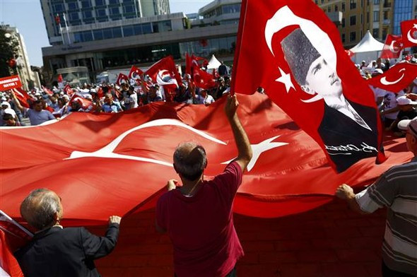 Taksim'de darbeye karşı demokrasi mitingi - Resim: 1