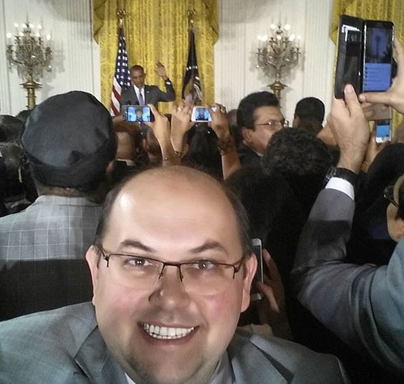 ABD'de şok görüntü! Darbeci'den Beyaz Saray'da selfie! - Resim: 2