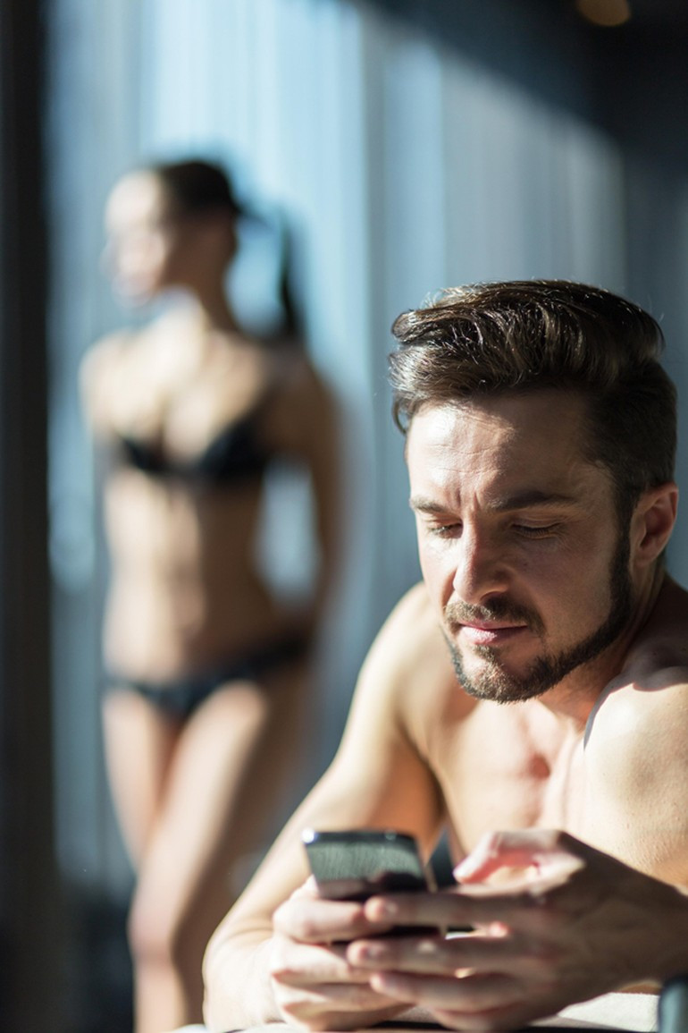 Aldatılan kadınların bulduğu çözüm: Yalancı metres - Resim: 2