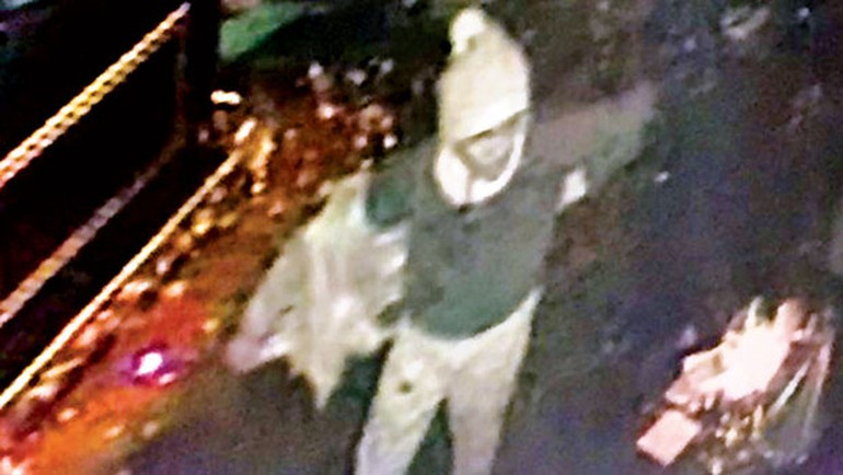 İşte Reina katliamcısının yakalandığı an: Yatağın arkasında - Resim: 3