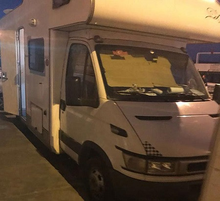 Fazilet Hanım ve Kızları setinde sigara kavgası! Küllükler havada uçuştu - Resim: 2