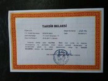 Aleyna Tilki karneyi aldı - Resim: 1