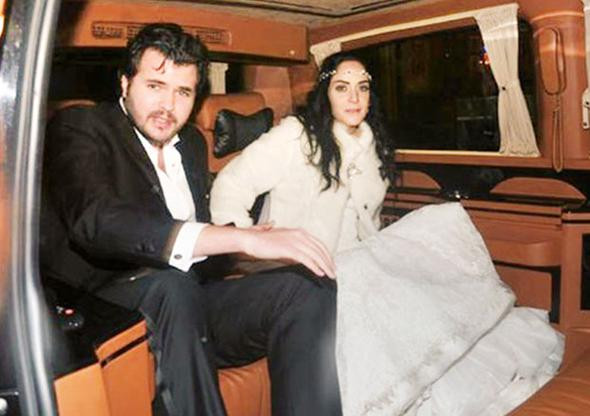 Tarık Akan’ın gelini Asya Engin hamile - Resim: 1