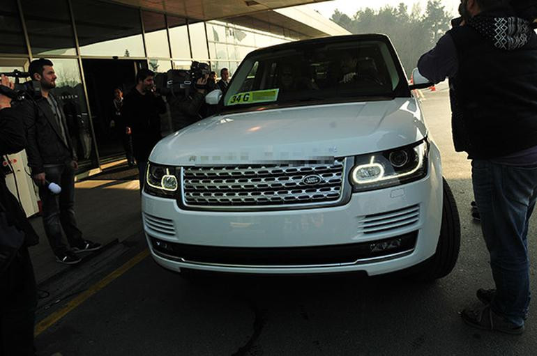 Demet Akalın yüzünden otoparkta tartışma yaşandı - Resim: 1