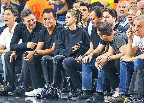 Arda Turan ve Acun Ilıcalı'nın kanka romantizmi - Resim: 1