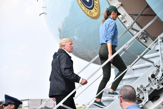 Ayakkabıları eleştirilmişti... Melania Trump bu kez şaşırttı - Resim: 1