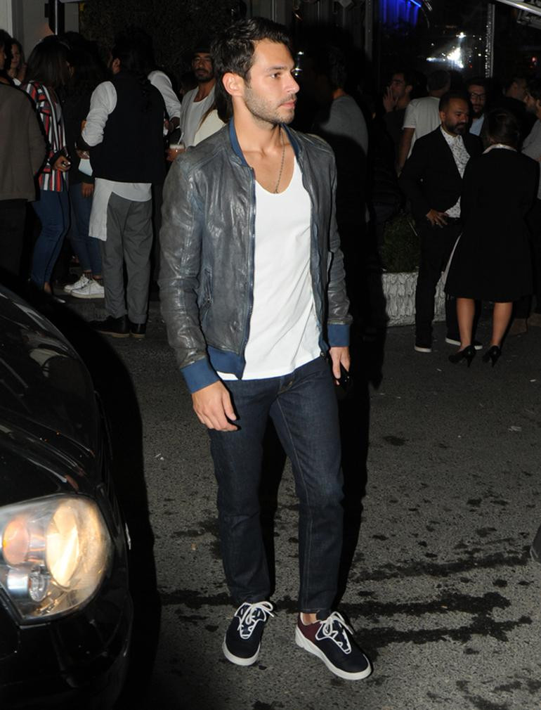 Aslışah Alkoçlar mekanı terk etti - Resim: 1