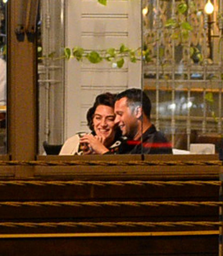 Hande Subaşı ile Uğur Biçer aşk mı yaşıyor? - Resim: 2