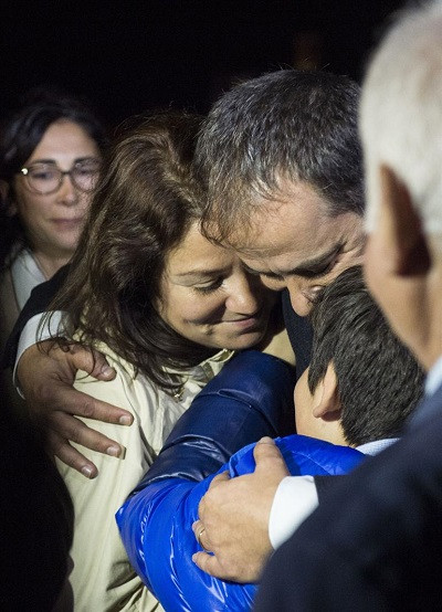 Olay anlar! Sözcü muhabiri Gökmen Ulu'nun tahliye sevinci - Resim: 1