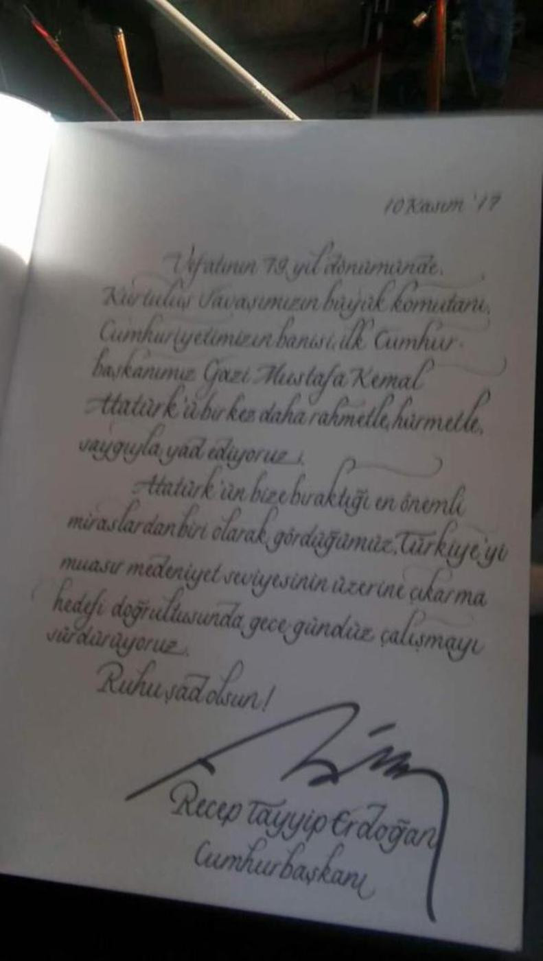 Devletin zirvesi Anıtkabir’de.. Erdoğan bunları yazdı - Resim: 1