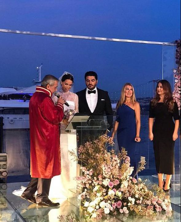 Ebru Şallı sonunda Uğur Akkuş ile evlendi - Resim: 3