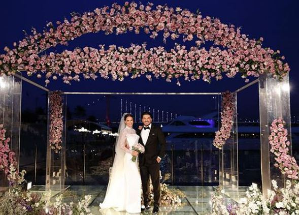 Ebru Şallı sonunda Uğur Akkuş ile evlendi - Resim: 1