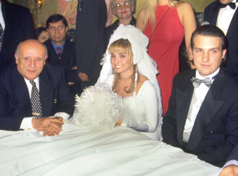 Eski Sabah Şekeri Harun Özakıncı: Ölsem Yonca'nın Eski Eşi Yazarlar - Resim: 1