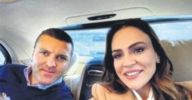 Kocasını boşayan Buket Aydın, Emir Sarıgül'le mi evlenecek? - Resim: 1