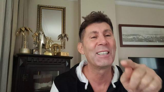 Olacak O Kadar'ın Yıldızlarından Ahmet Çevik'in Yeni İşi Şaşırttı - Resim: 1